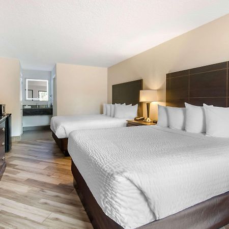 Clarion Inn & Suites Kissimmee-Lake Buena Vista South Εξωτερικό φωτογραφία