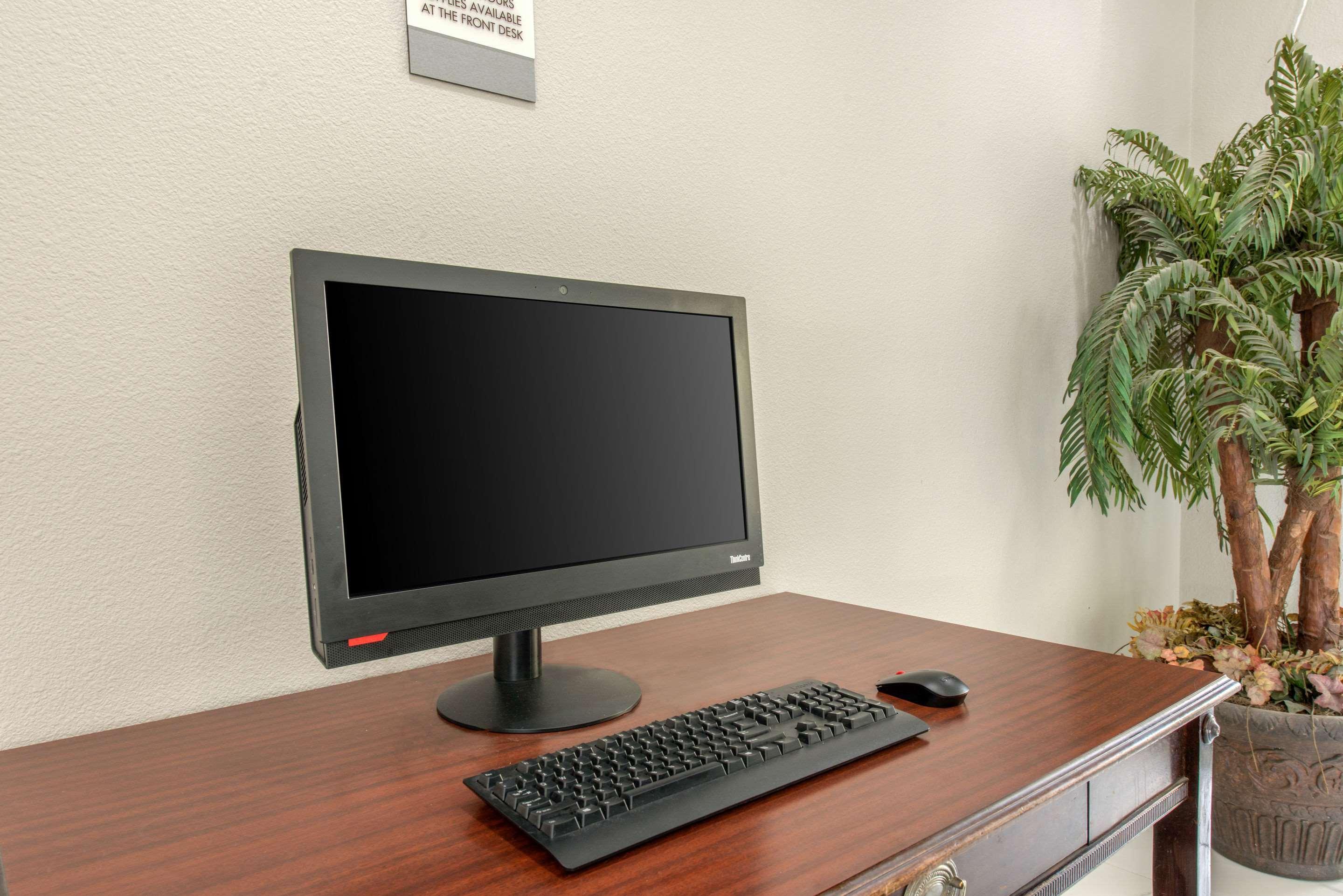 Clarion Inn & Suites Kissimmee-Lake Buena Vista South Εξωτερικό φωτογραφία