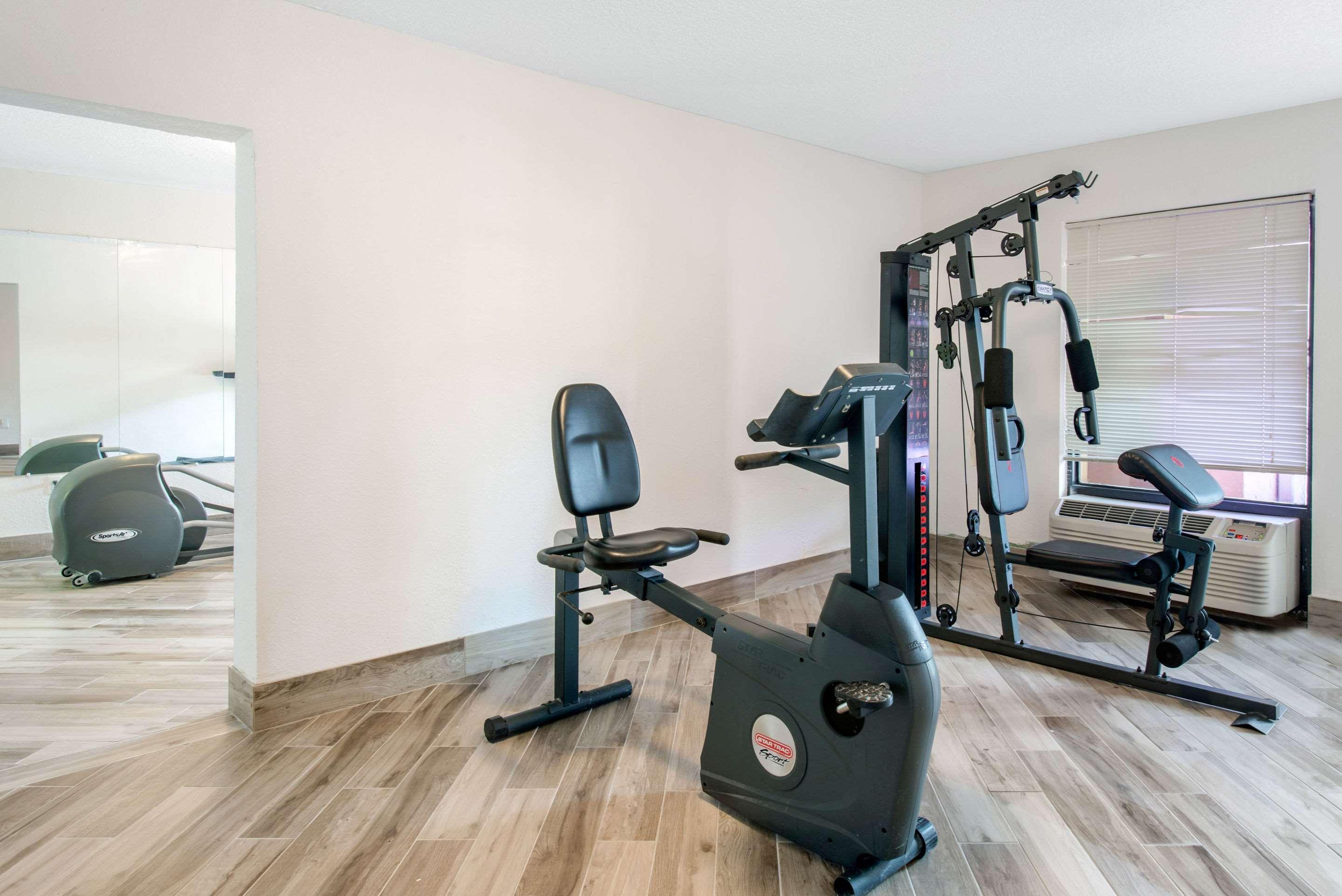 Clarion Inn & Suites Kissimmee-Lake Buena Vista South Εξωτερικό φωτογραφία