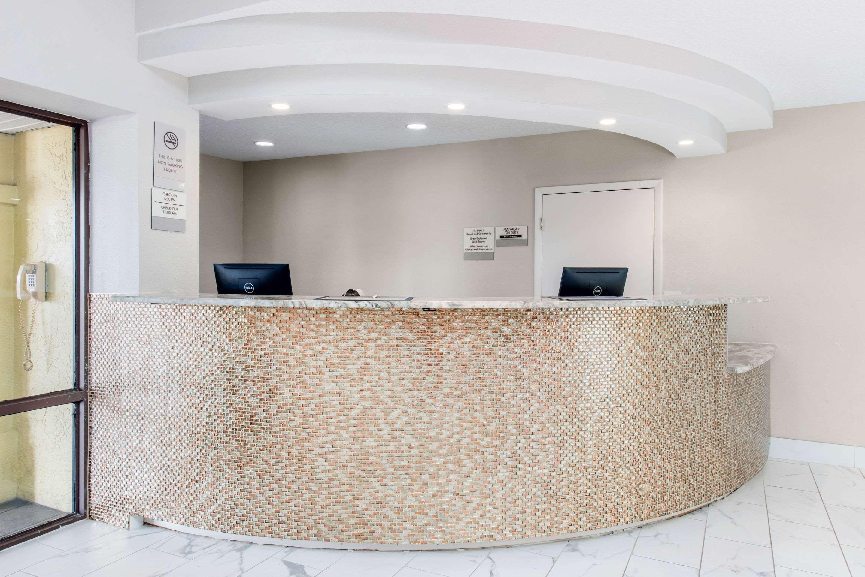 Clarion Inn & Suites Kissimmee-Lake Buena Vista South Εξωτερικό φωτογραφία