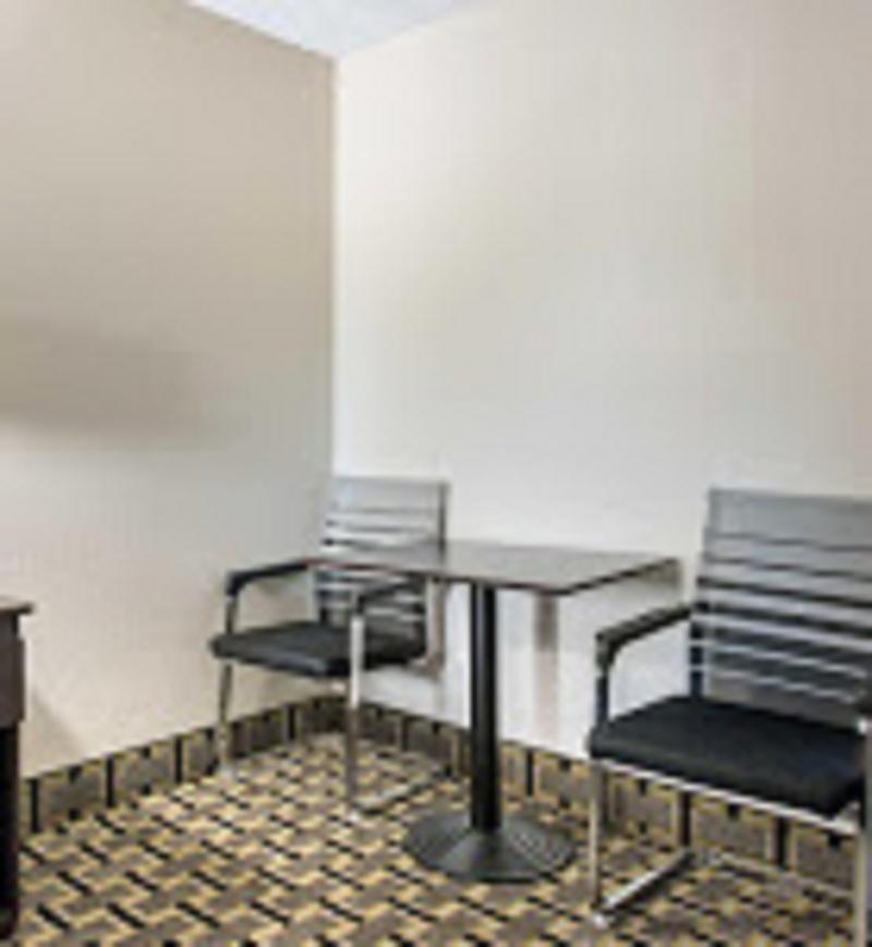 Clarion Inn & Suites Kissimmee-Lake Buena Vista South Εξωτερικό φωτογραφία